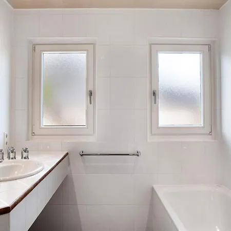 Apartamento Und Fewos Anton 5 *